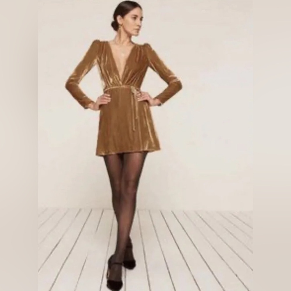 Reformation Chrissy Dress size Small Gold Velvet Wrap